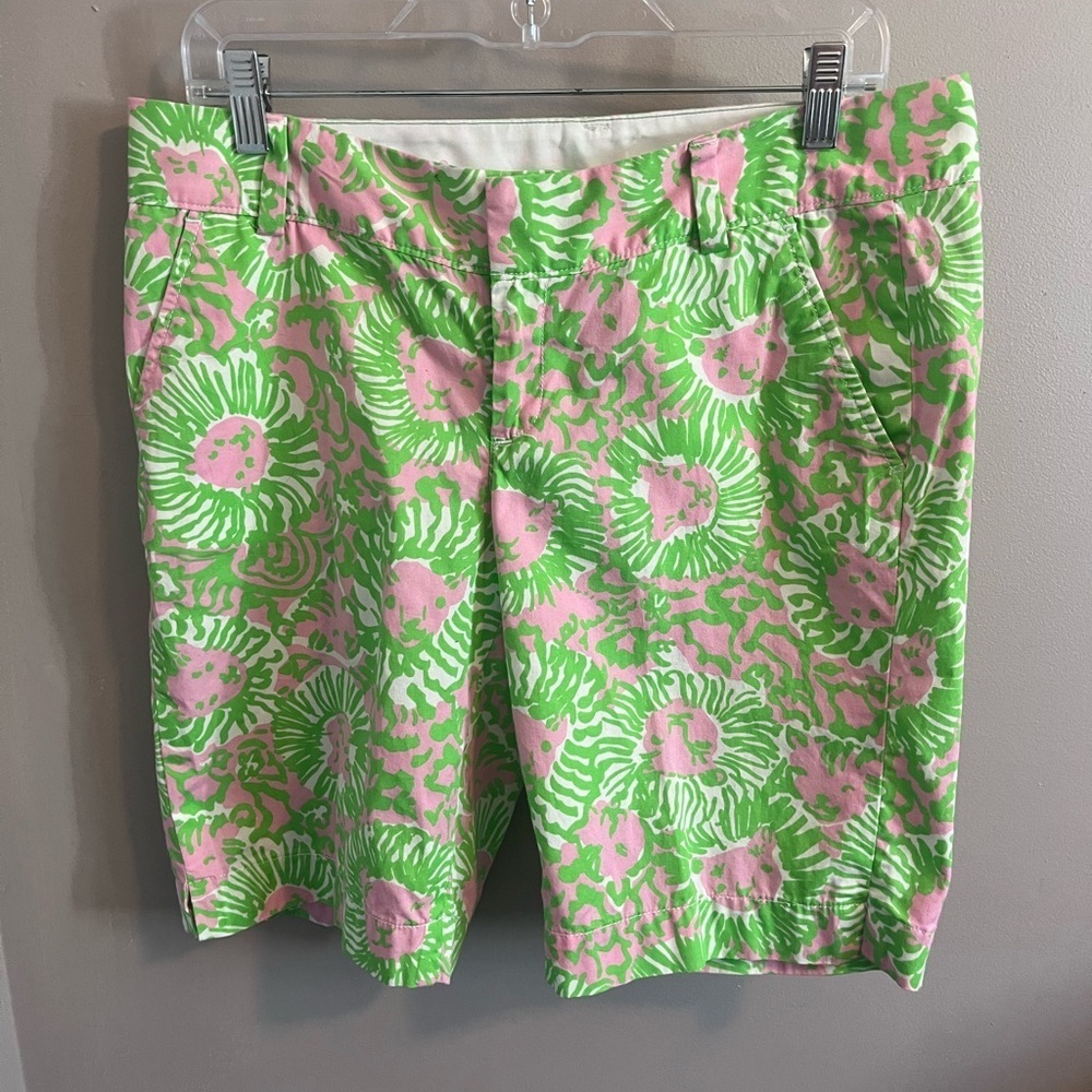 Lily Pulitzer size 8 chipper shorts Bermuda style sunnyside lion preppy chino